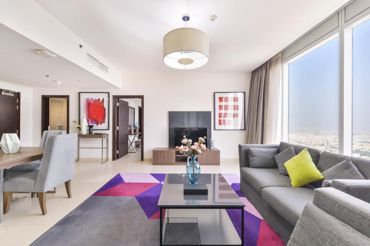 Nassima Tower Hotel apartamentos Dubái Exterior foto A living room in a serviced apartment in Dubai